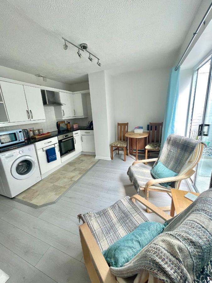 Apartment In Central Ексмут Екстер'єр фото